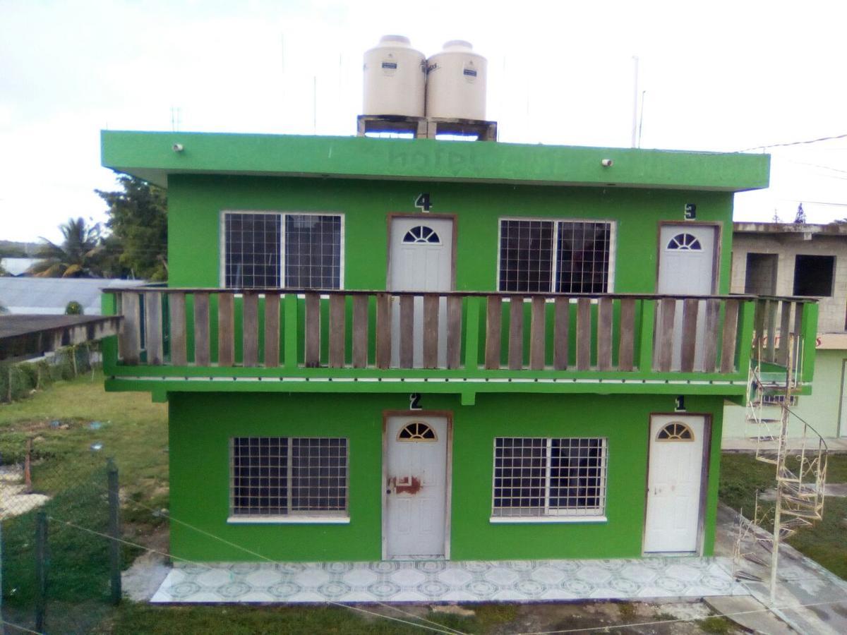 Gran Garra De Jaguar Hotel Xpujil Luaran gambar